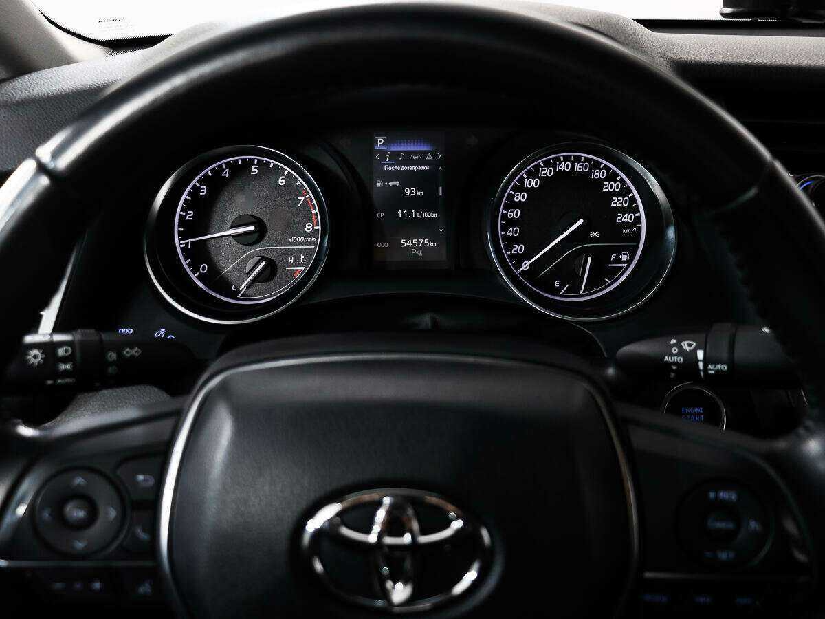 Toyota Camry, 2020 Фото №12