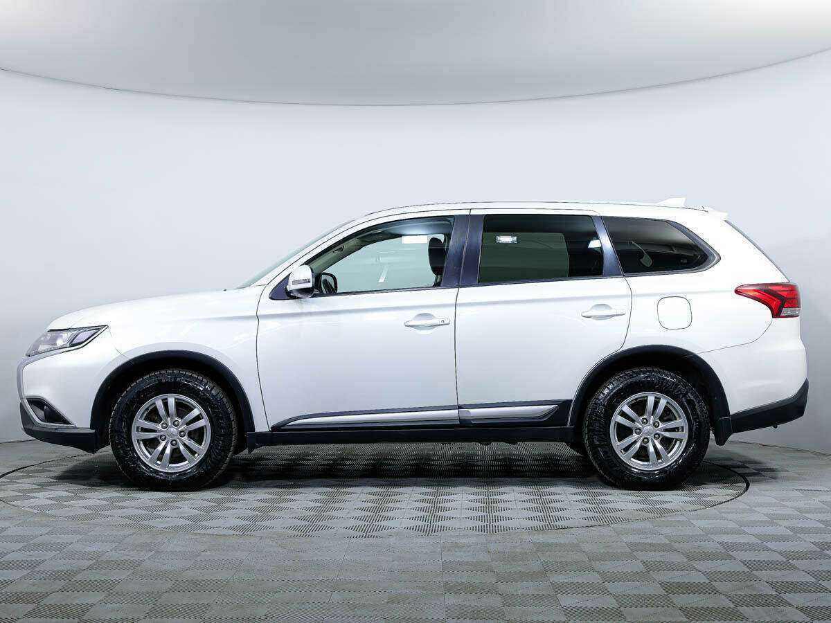 Mitsubishi Outlander, 2018 Фото №8