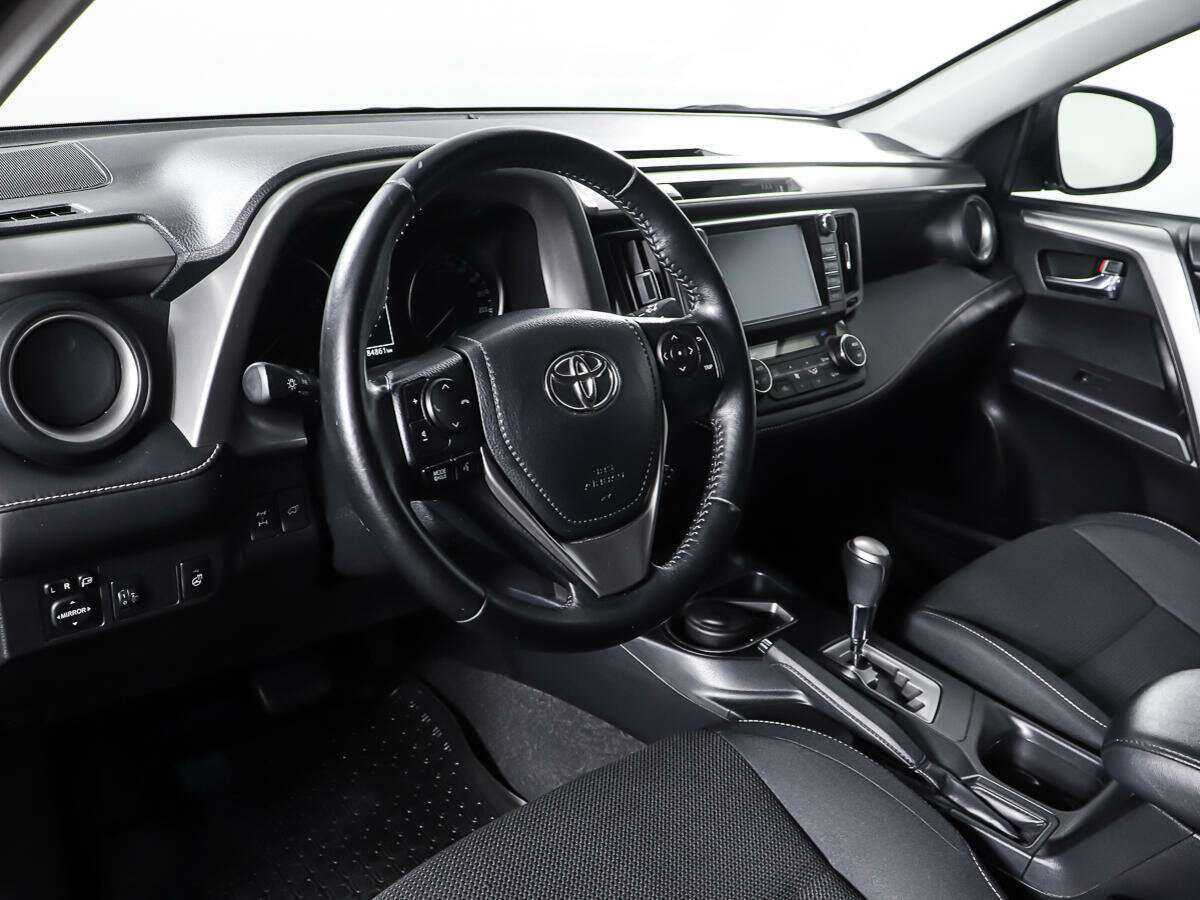 Toyota RAV4, 2017 Фото №14