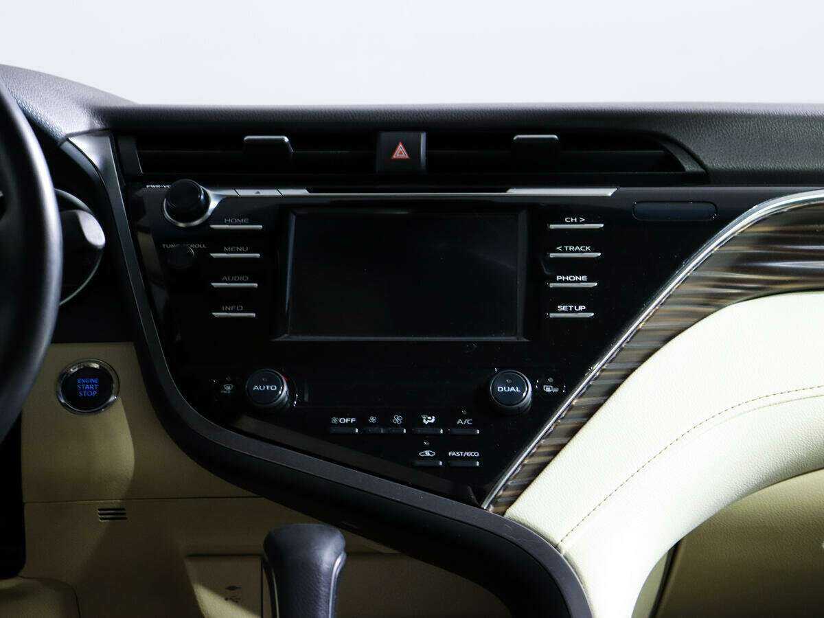 Toyota Camry, 2020 Фото №10
