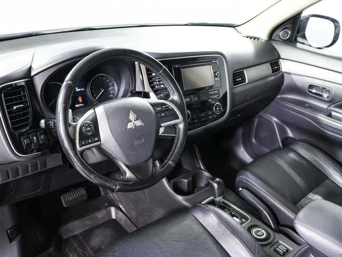 Mitsubishi Outlander, 2012 Фото №12