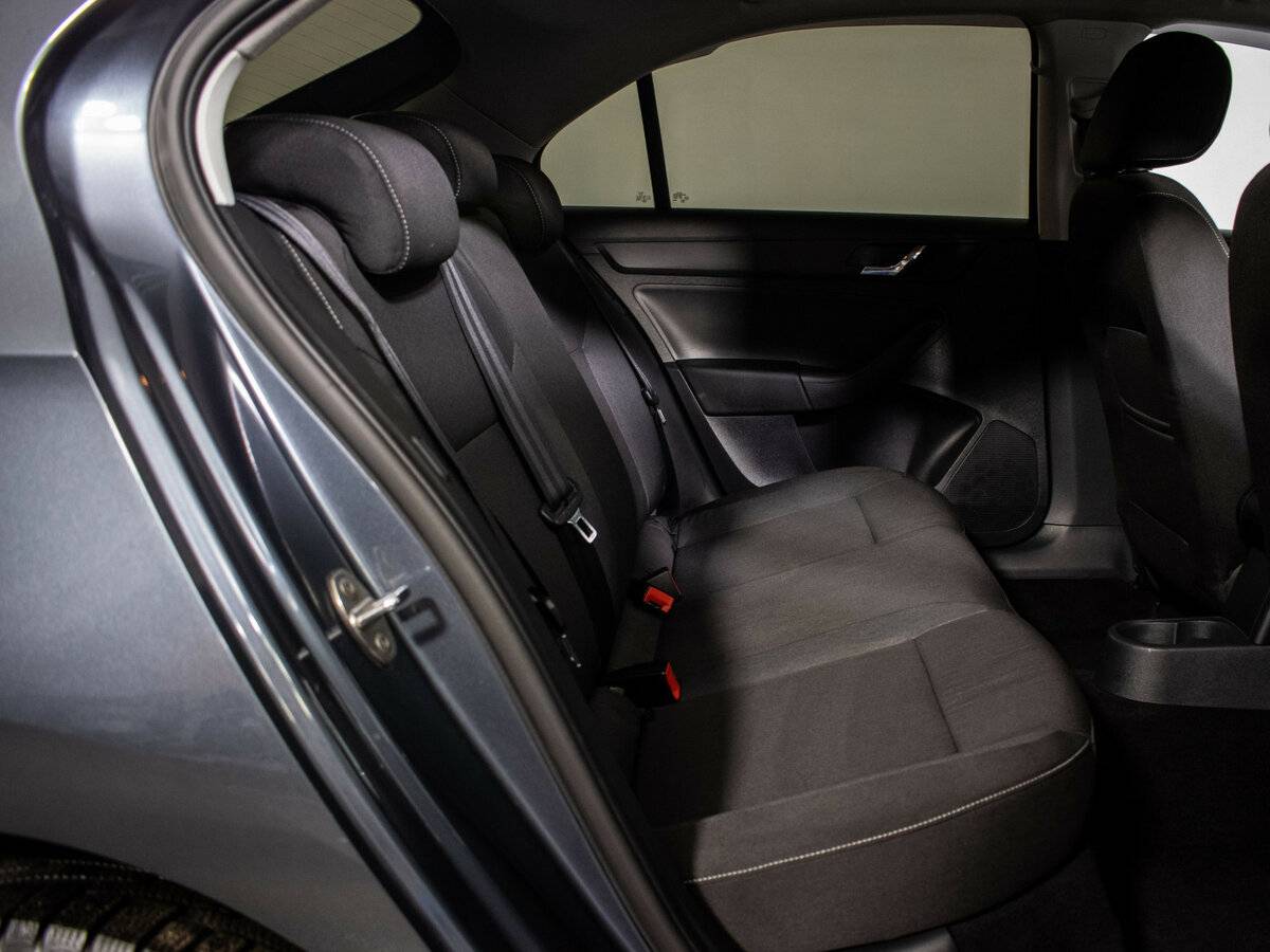 Skoda Rapid I, 2014 Фото №8