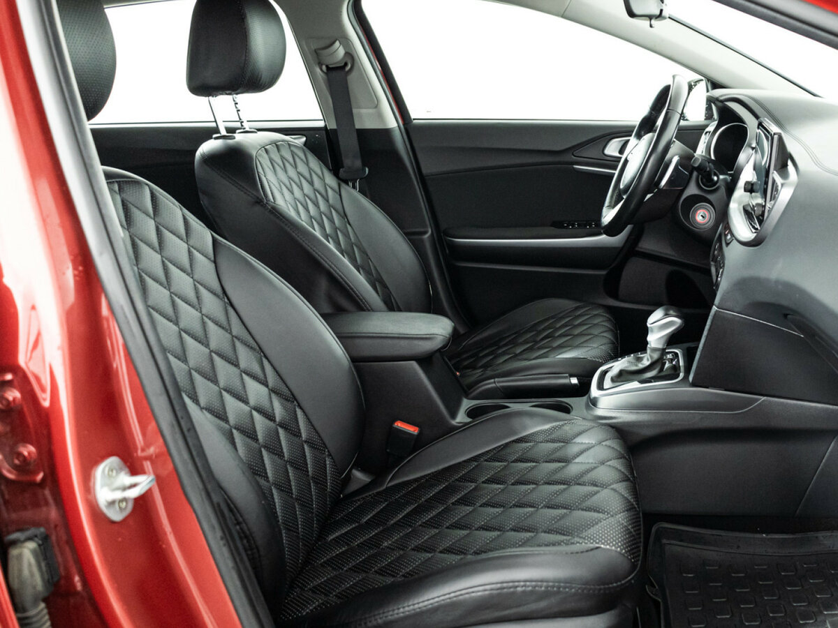 Kia Ceed III Рестайлинг, 2022 Фото №14