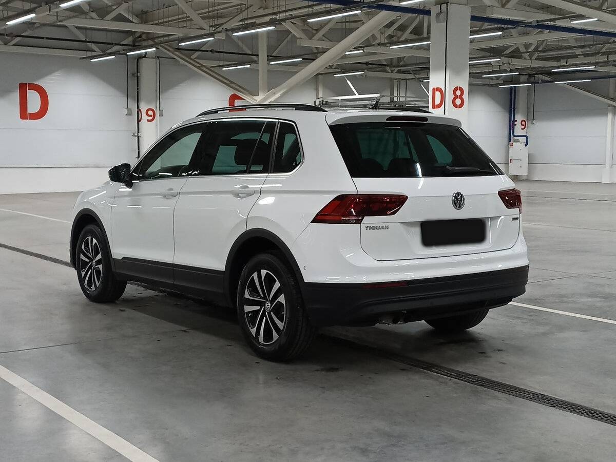 Volkswagen Tiguan, 2020 Фото №7