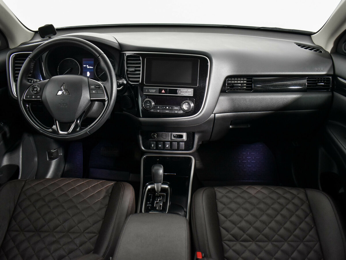 Mitsubishi Outlander III Рестайлинг 3, 2019 Фото №10