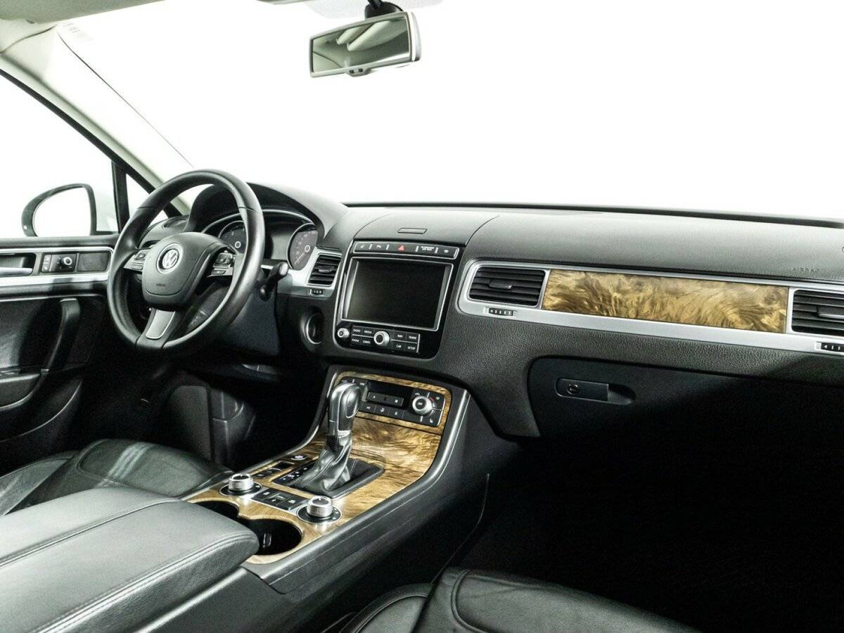 Volkswagen Touareg, 2015 Фото №9