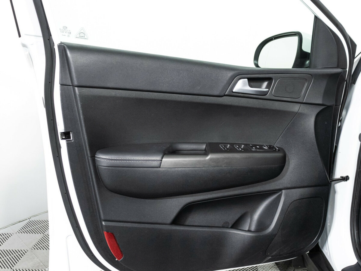 Kia Sportage IV Рестайлинг, 2021 Фото №20