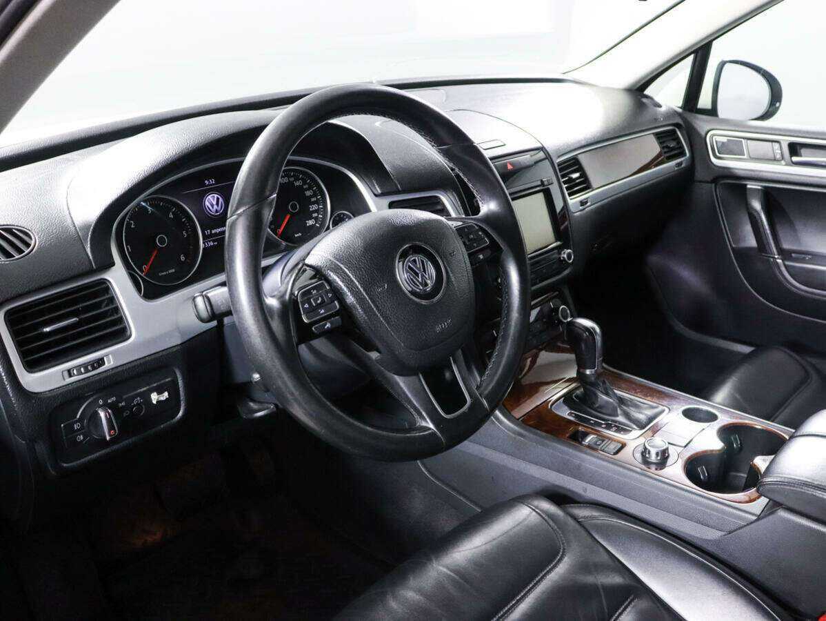 Volkswagen Touareg, 2012 Фото №9