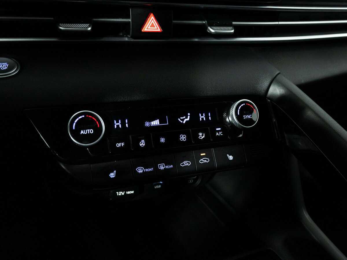 Hyundai Elantra, 2021 Фото №17