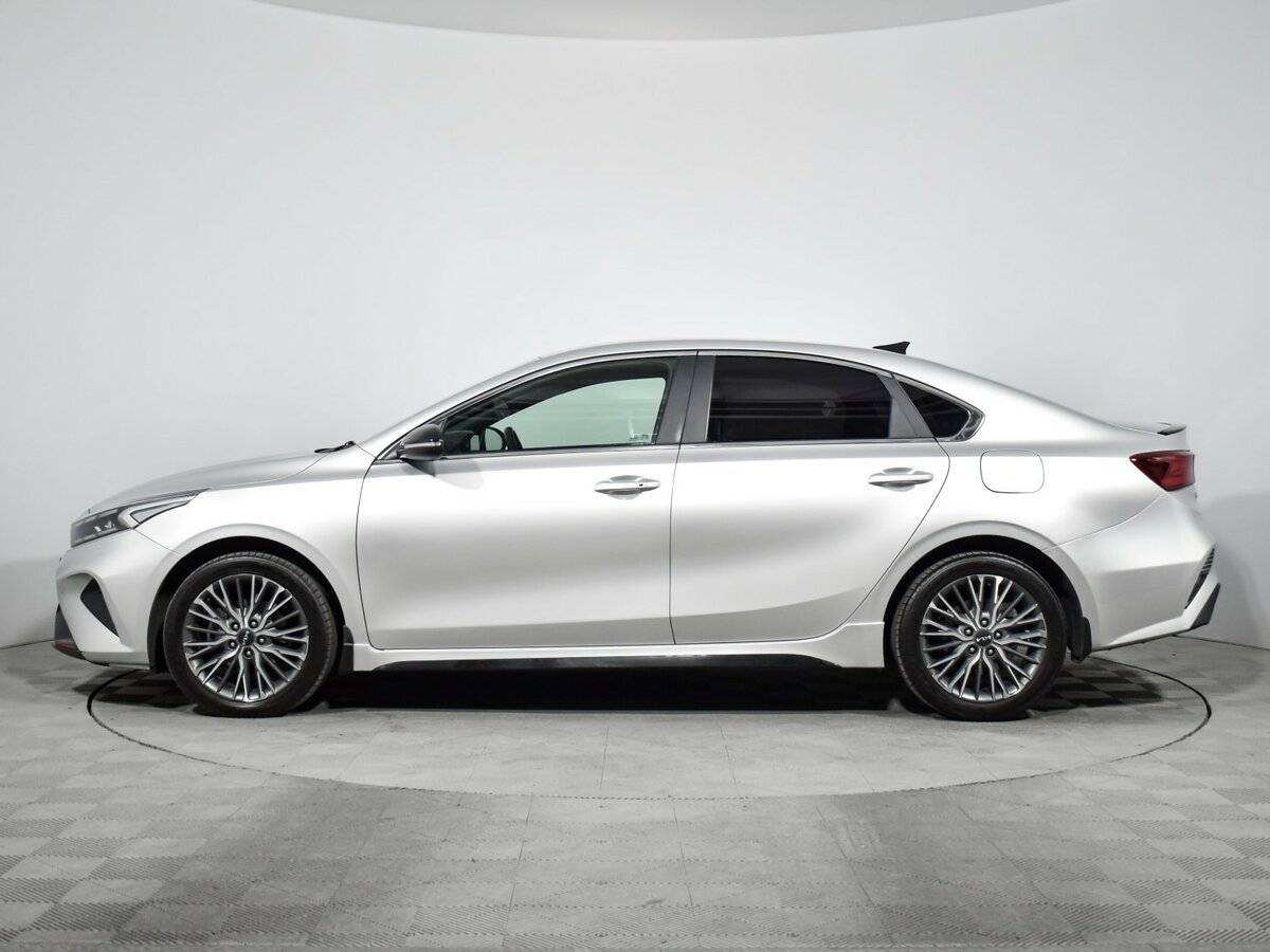 Kia Cerato, 2022 Фото №8