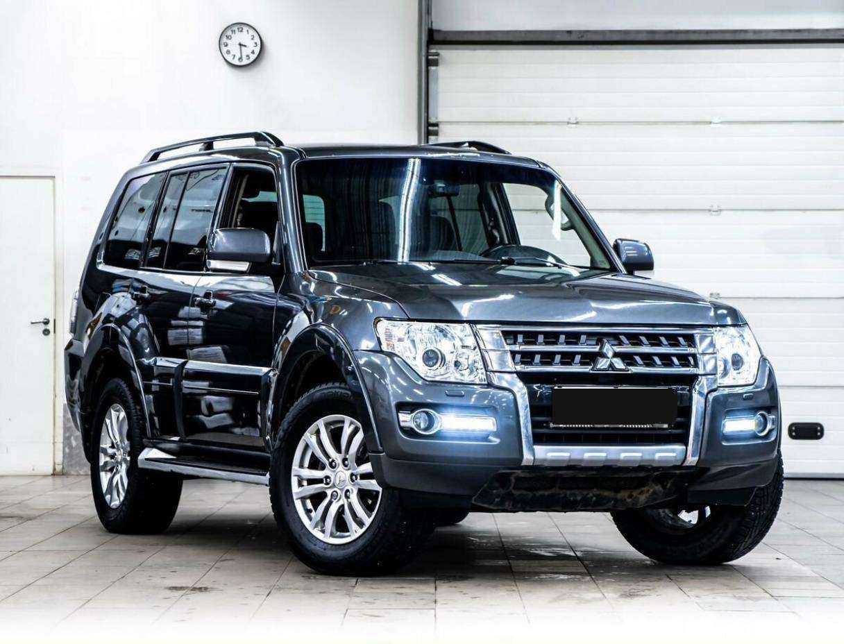 Mitsubishi Pajero, 2014 - 177 000 км. | Фото №2