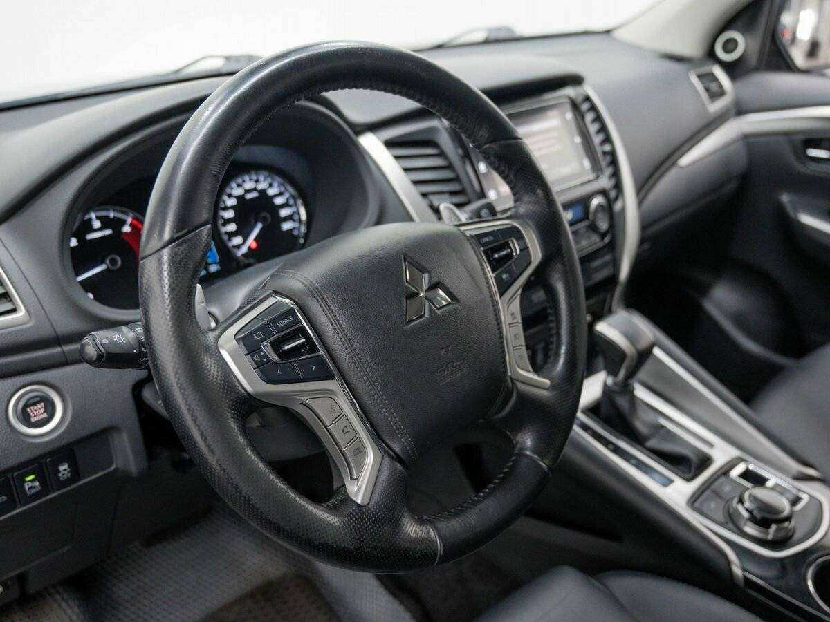 Mitsubishi Pajero Sport, 2018 - 128 000 км. | Фото №7