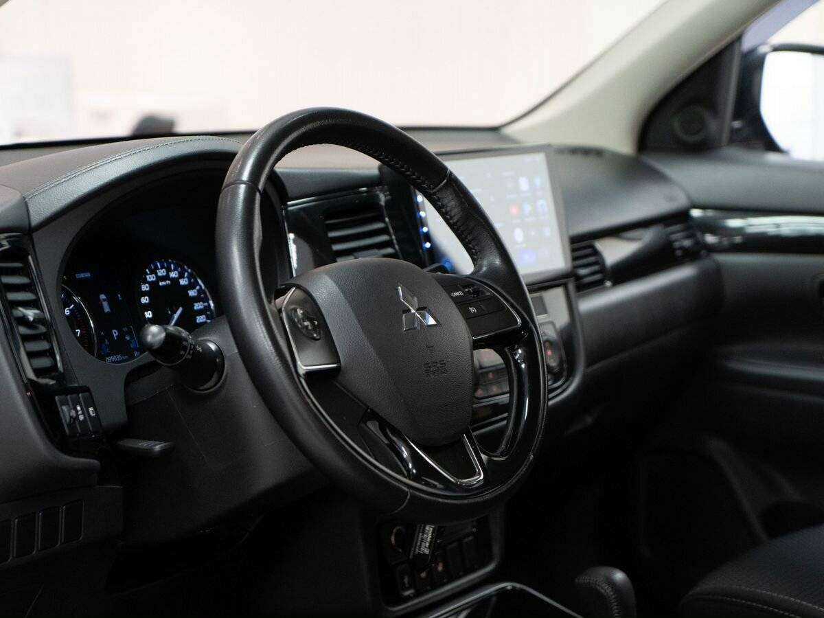 Mitsubishi Outlander, 2018 - 98 200 км. | Фото №5