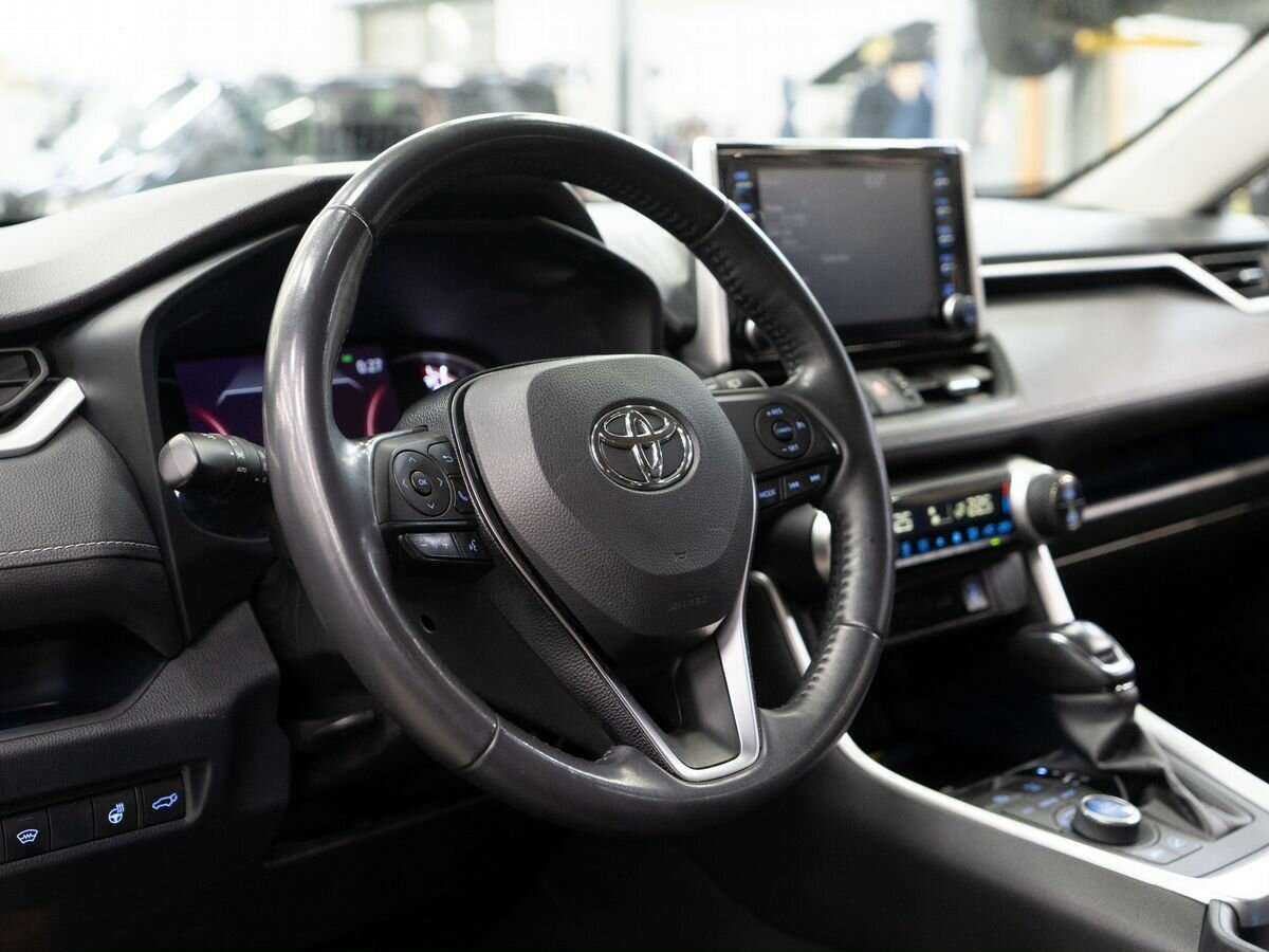 Toyota RAV4, 2020 - 91 800 км. | Фото №5