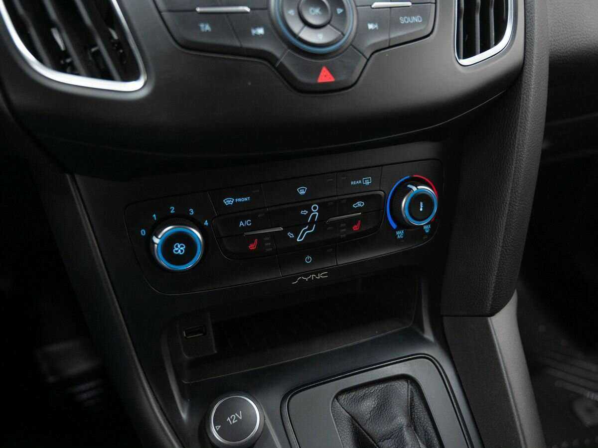 Ford Focus, 2018 Фото №22