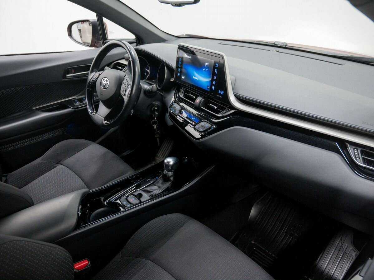 Toyota C-HR, 2018 - 91 000 км. | Фото №5