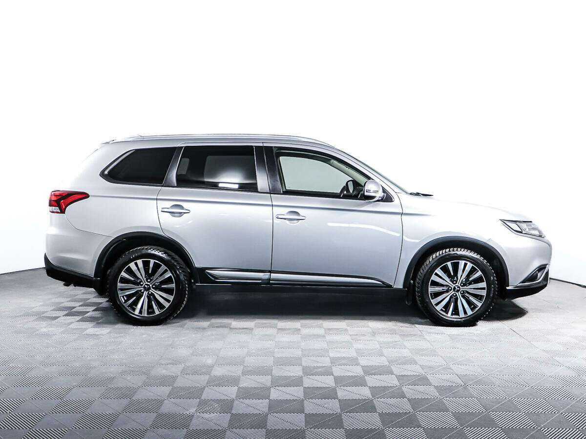Mitsubishi Outlander, 2019 - 101 800 км. | Фото №4