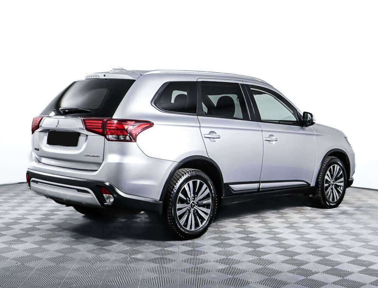 Mitsubishi Outlander, 2019 - 101 800 км. | Фото №5