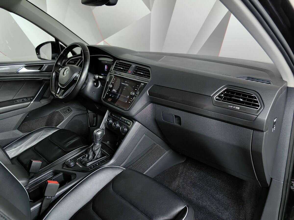 Volkswagen Tiguan, 2018 - 73 874 км. | Фото №8