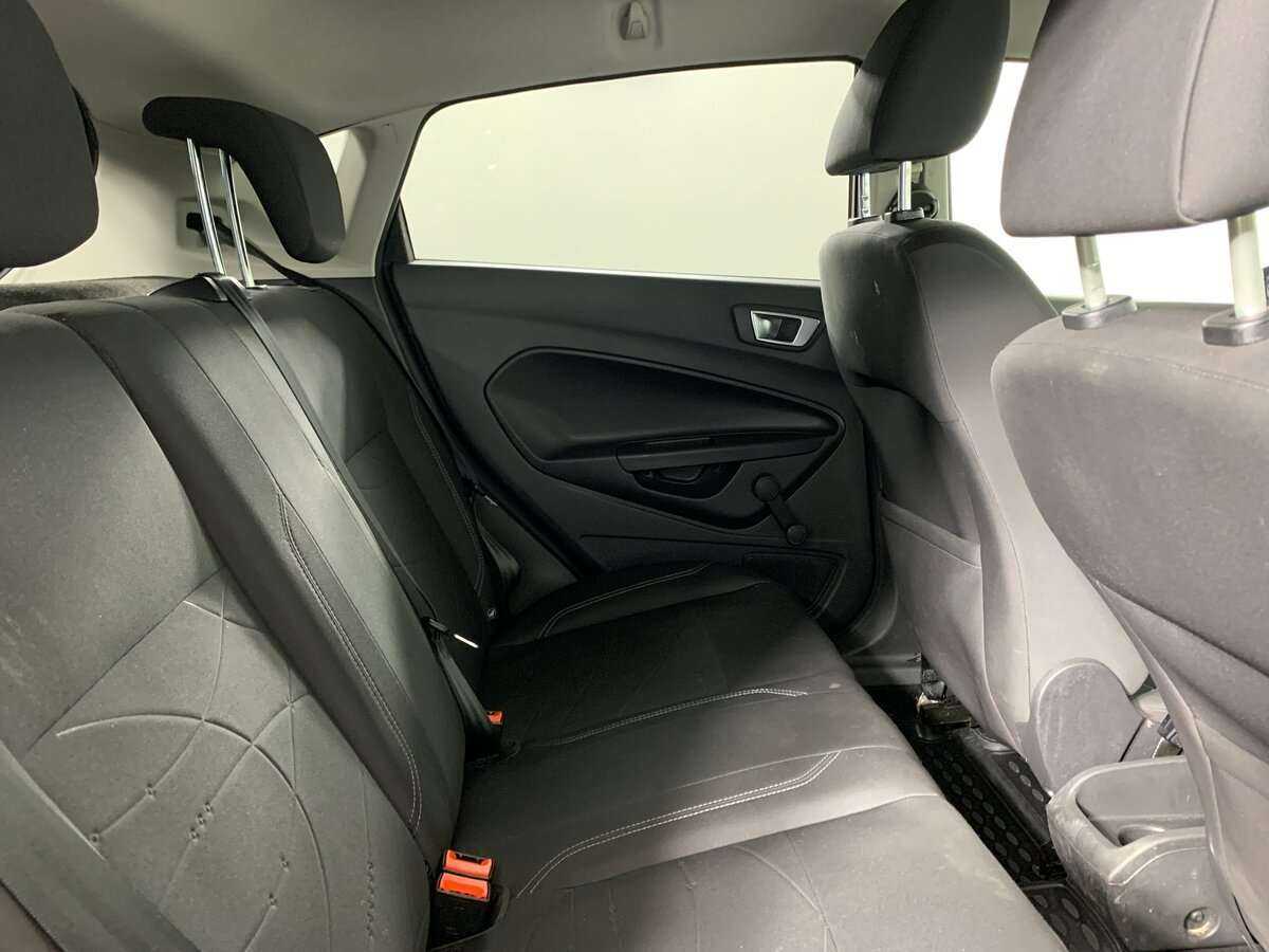 Ford Fiesta, 2016 Фото №18