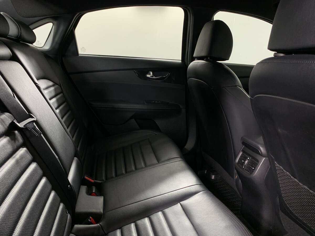 Kia Cerato, 2020 Фото №15