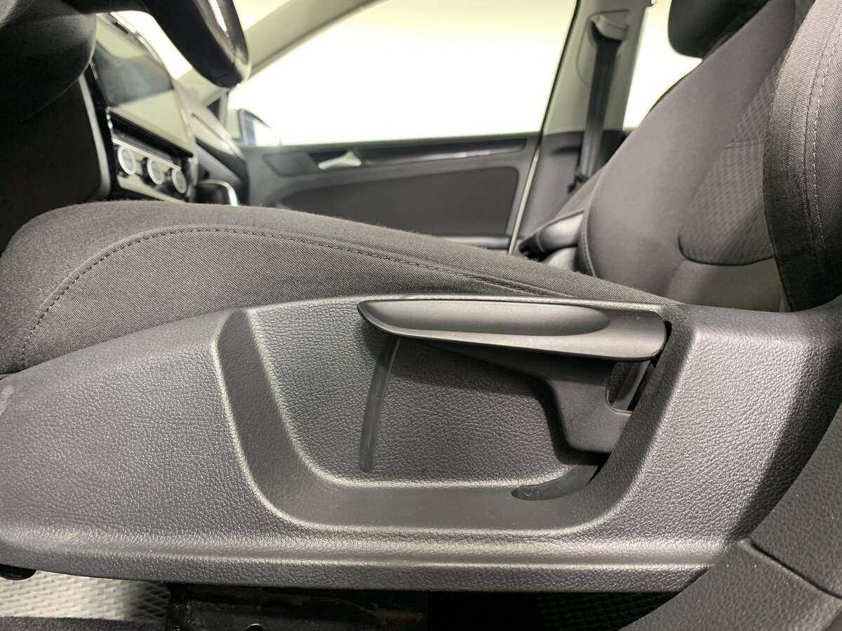 Volkswagen Jetta, 2012 Фото №14