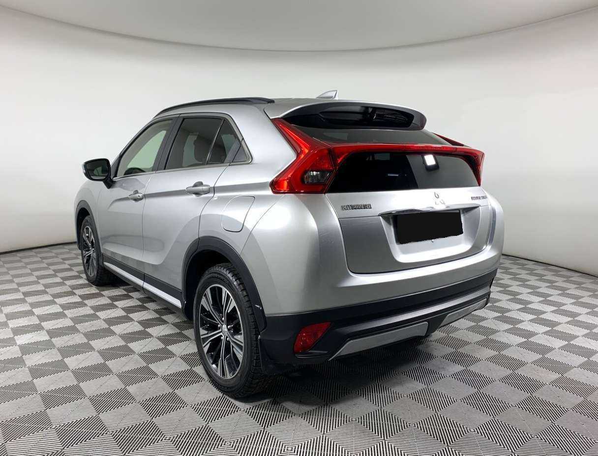 Mitsubishi Eclipse Cross, 2018 - 57 462 км. | Фото №7