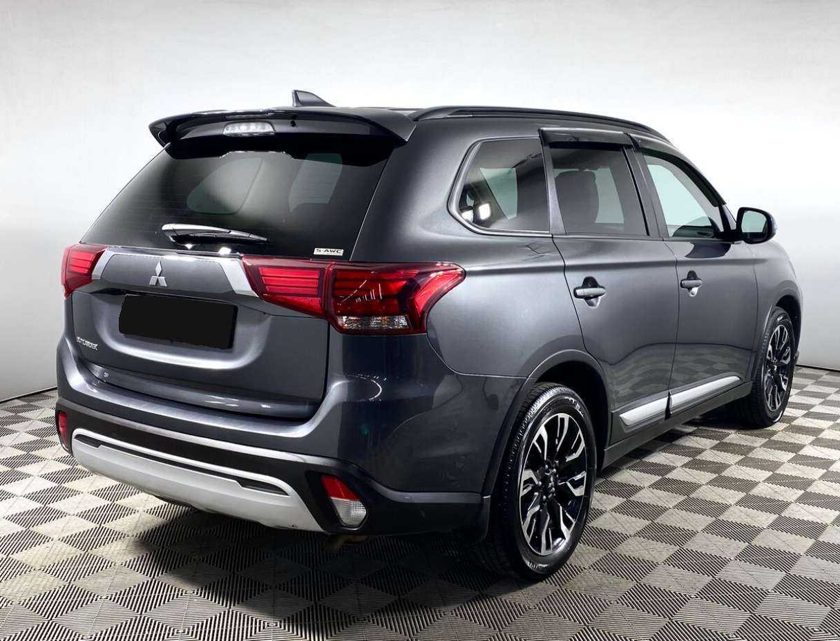 Mitsubishi Outlander, 2021 - 82 415 км. | Фото №5