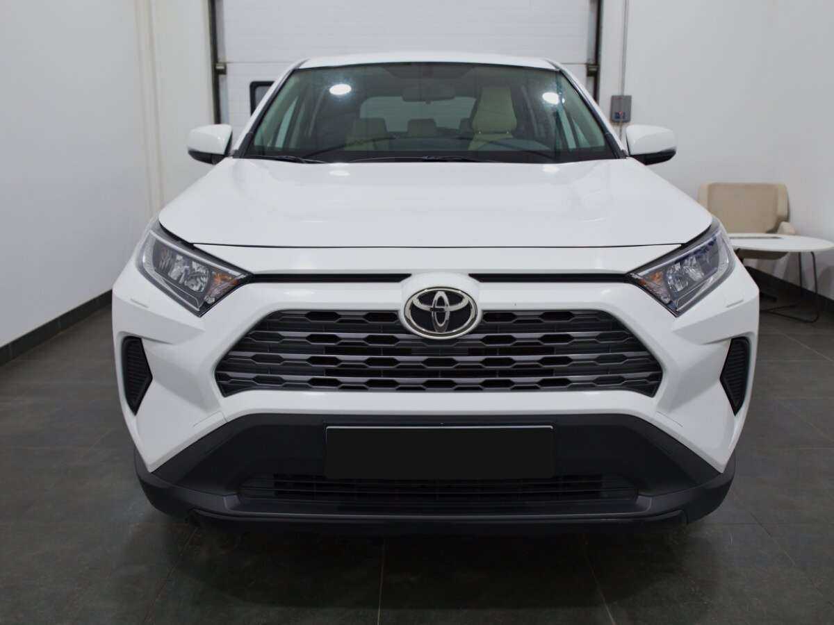 Toyota RAV4, 2020 - 45 768 км. | Фото №2