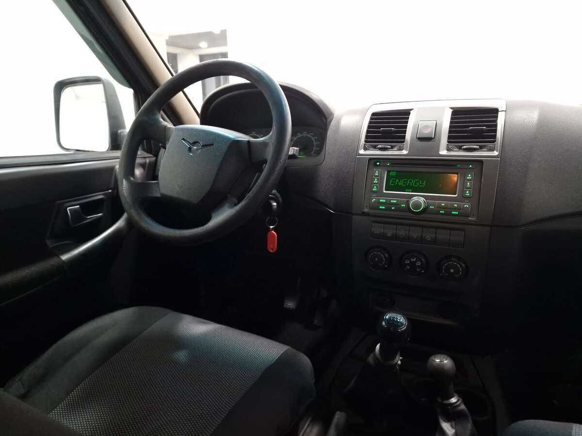 УАЗ Patriot, 2012 Фото №5