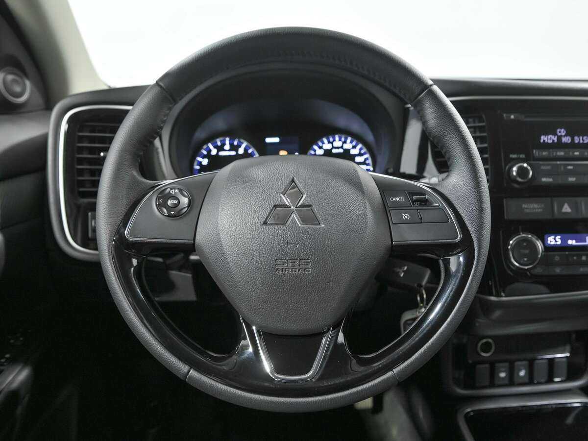 Mitsubishi Outlander, 2018 - 114 000 км. | Фото №8