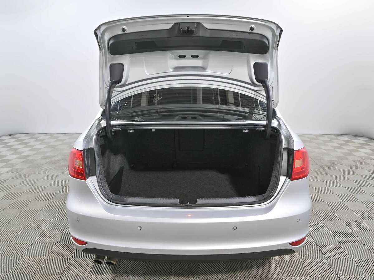 Volkswagen Jetta, 2013 Фото №17