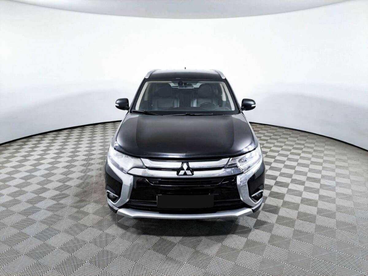 Mitsubishi Outlander, 2017 - 88 421 км. | Фото №2
