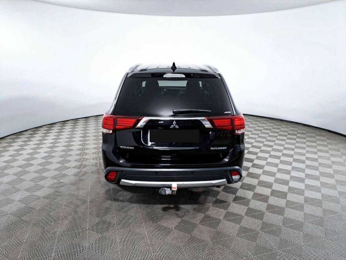 Mitsubishi Outlander, 2017 - 88 421 км. | Фото №6