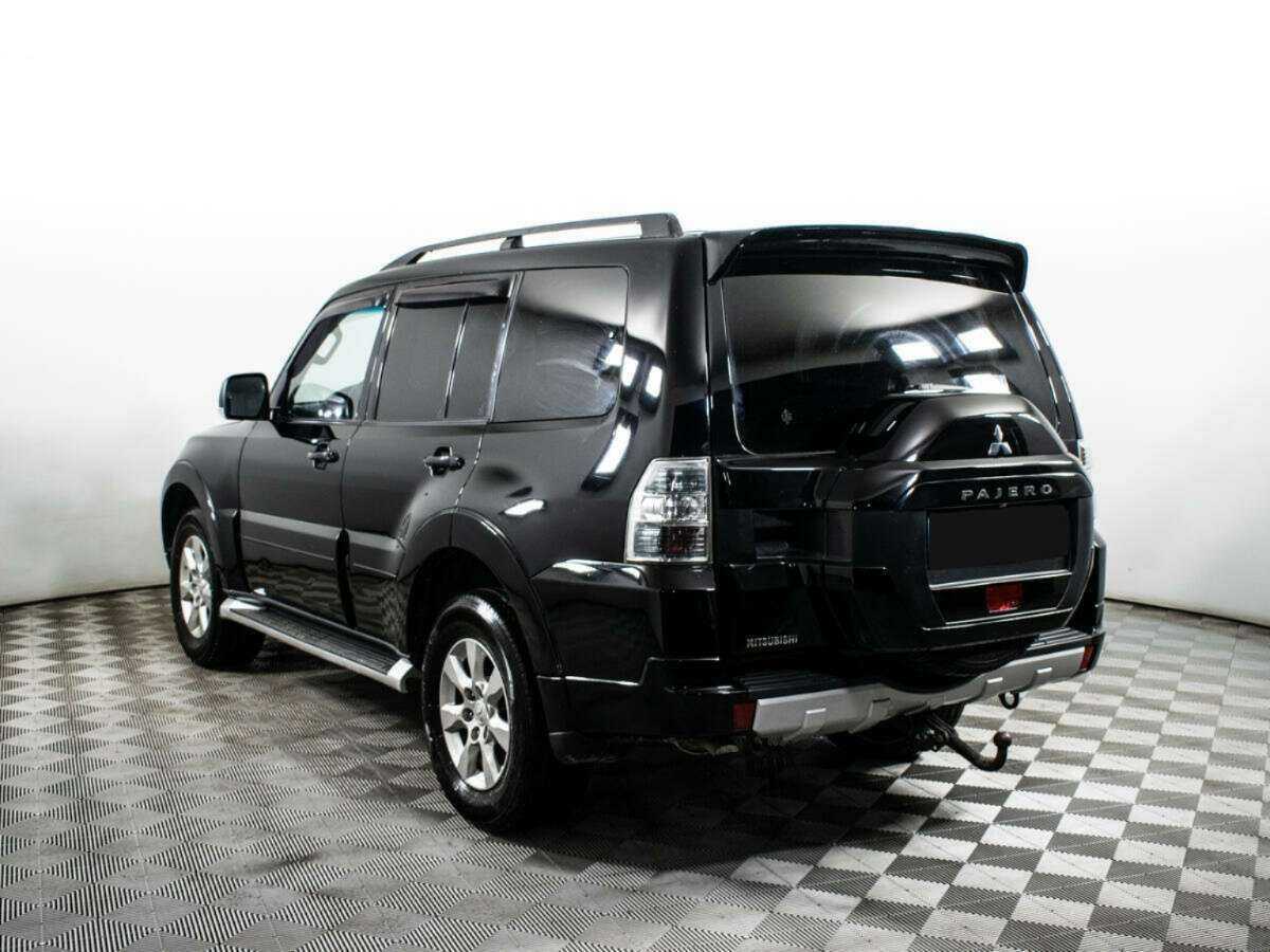 Mitsubishi Pajero, 2015 - 244 530 км. | Фото №5