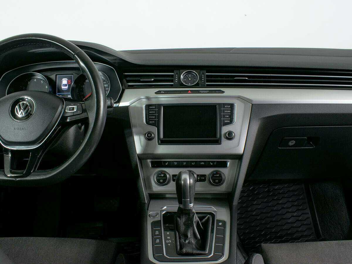Volkswagen Passat, 2017 - 86 554 км. | Фото №8