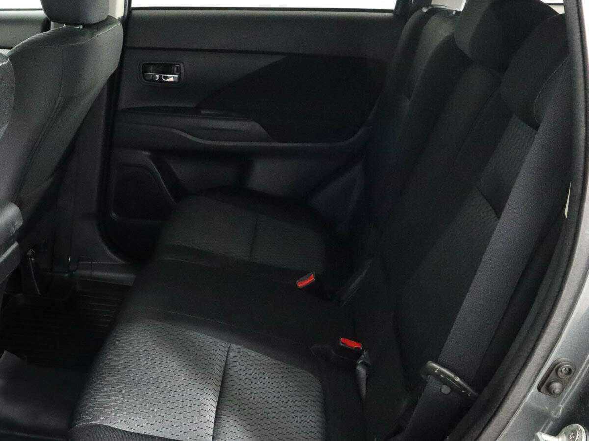 Mitsubishi Outlander, 2013 Фото №8