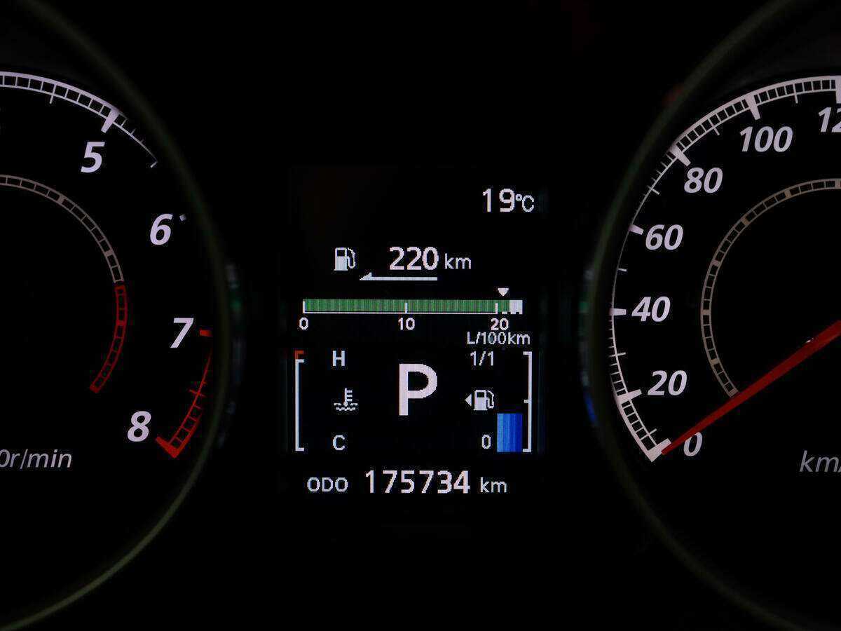 Mitsubishi ASX, 2012 Фото №11