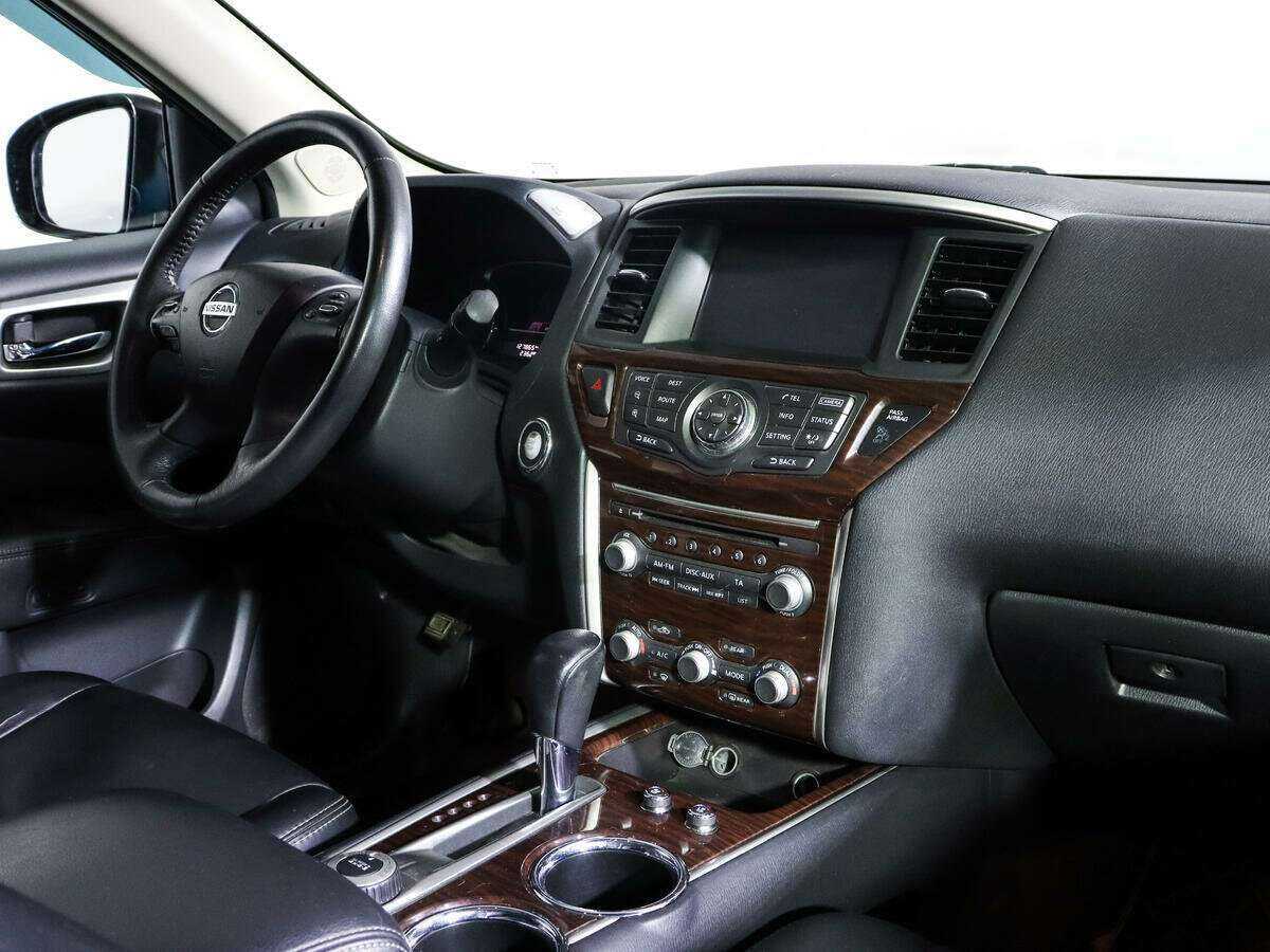 Nissan Pathfinder, 2015 - 127 800 км. | Фото №8