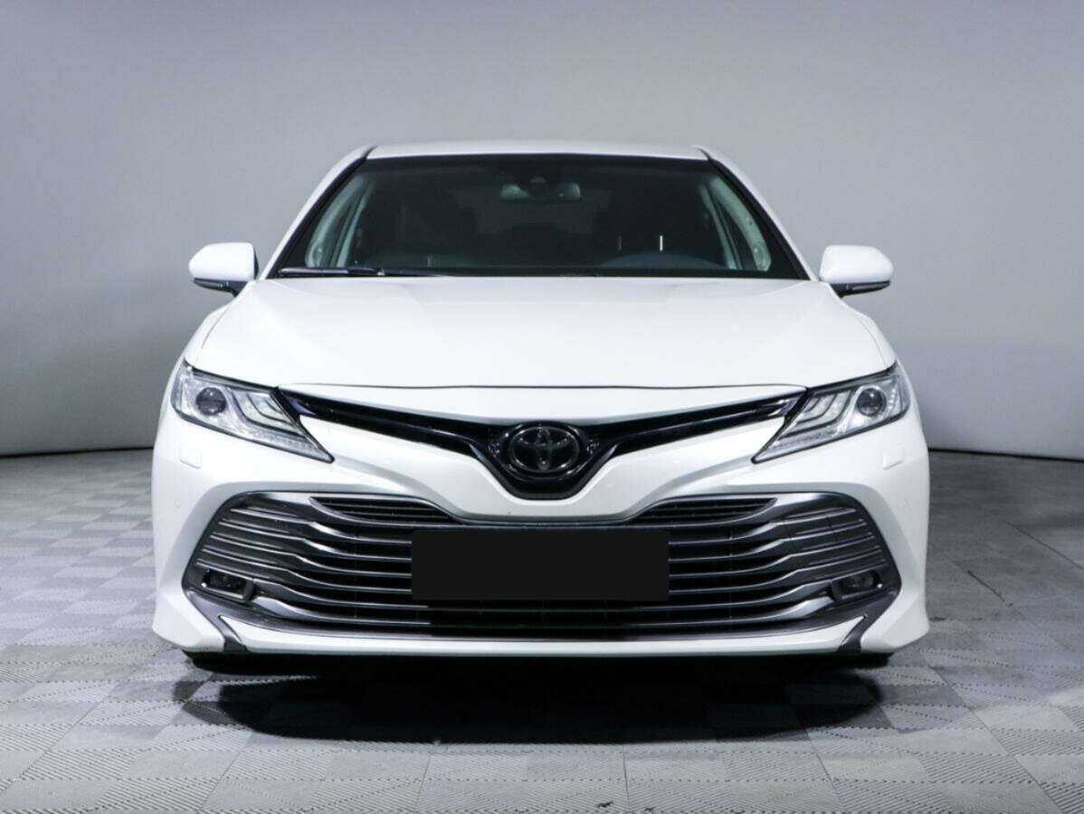 Toyota Camry, 2018 - 121 517 км. | Фото №2