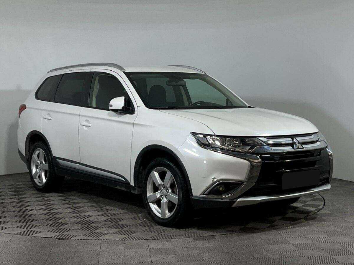Mitsubishi Outlander, 2018 - 107 583 км. | Фото №3