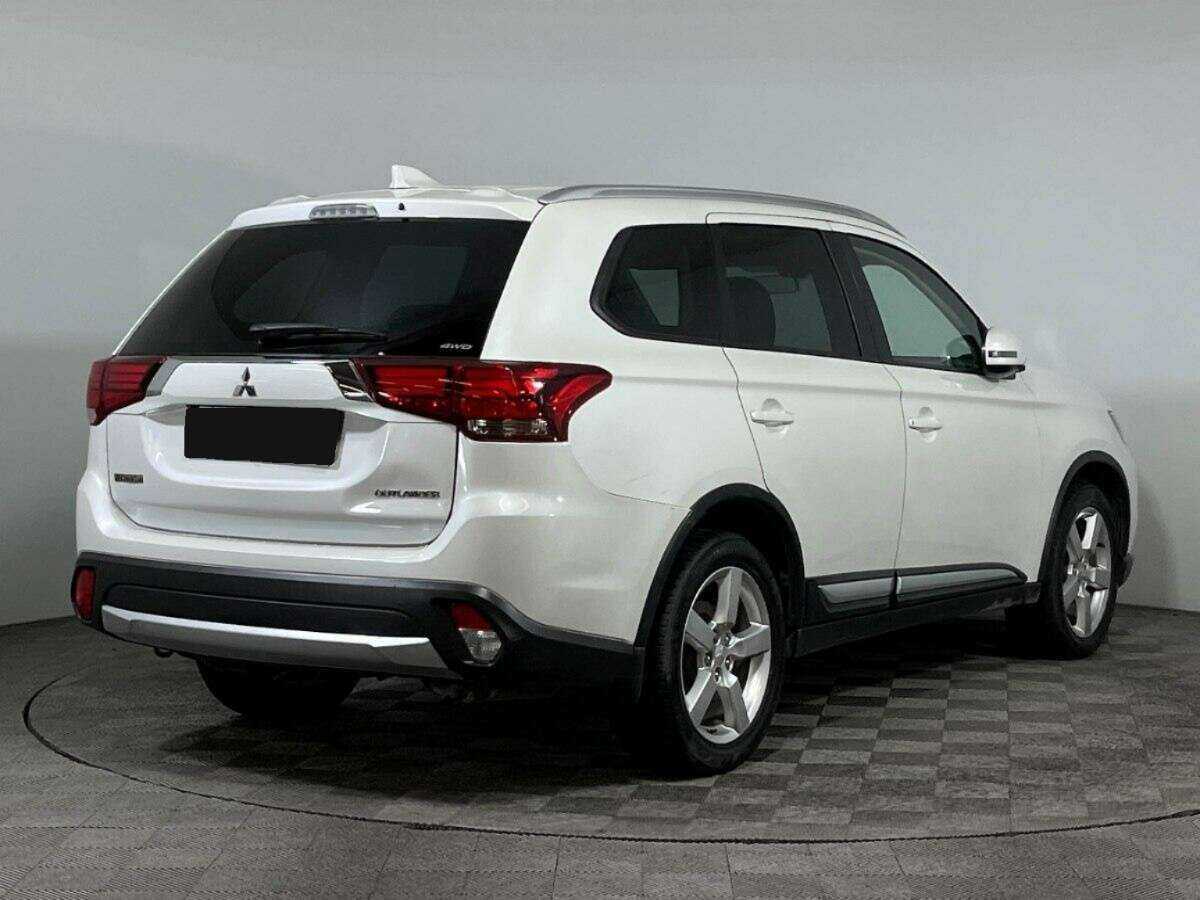 Mitsubishi Outlander, 2018 - 107 583 км. | Фото №5