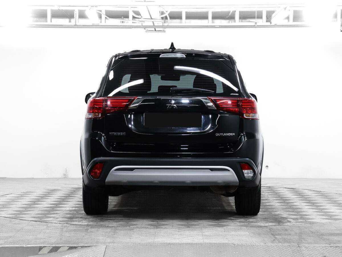 Mitsubishi Outlander, 2018 - 123 158 км. | Фото №6