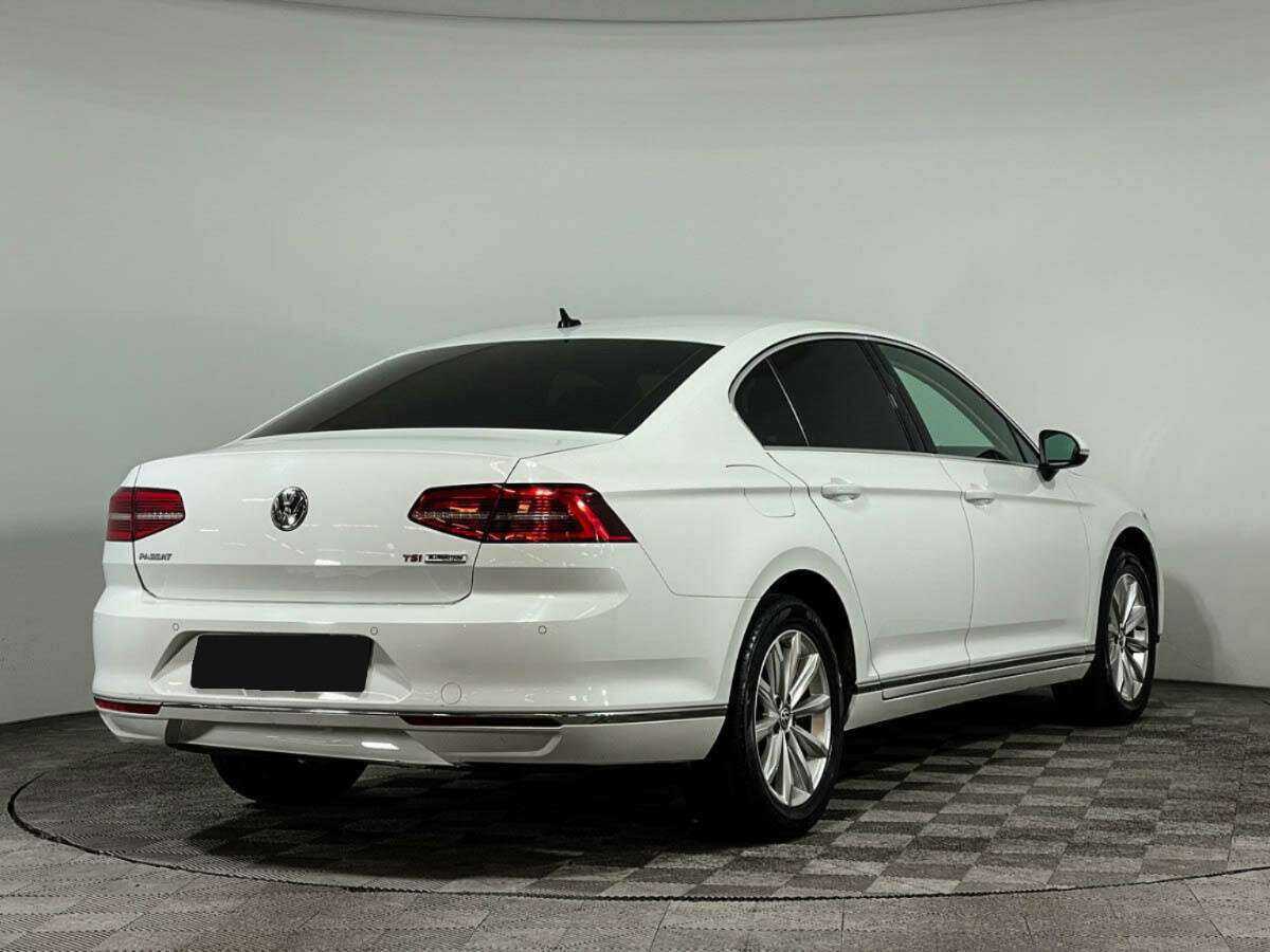 Volkswagen Passat, 2017 - 106 250 км. | Фото №5