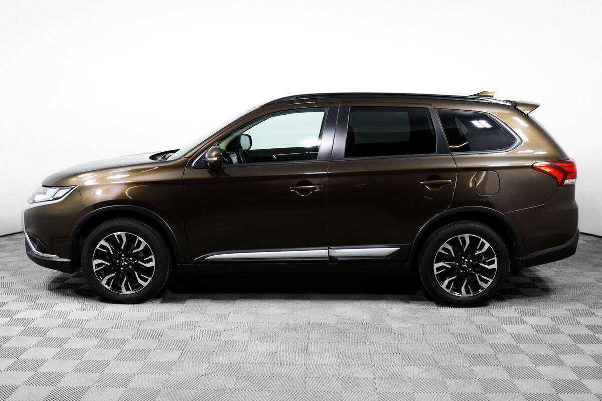 Mitsubishi Outlander, 2022 - 30 001 км. | Фото №8