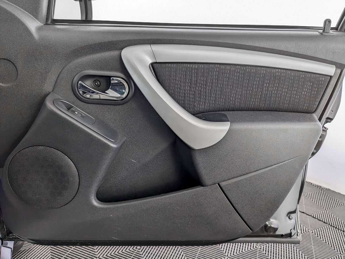 Nissan Terrano, 2015 Фото №19