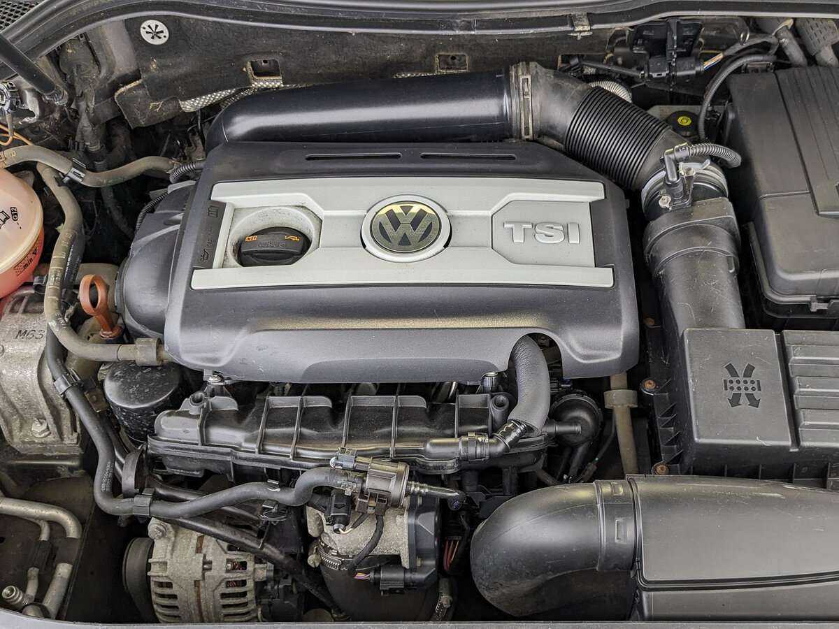 Volkswagen Passat CC, 2012 Фото №9