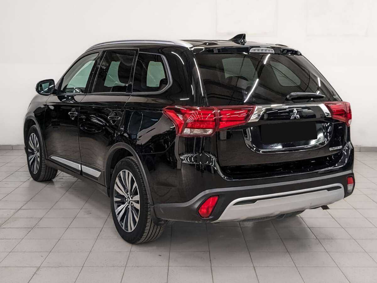 Mitsubishi Outlander, 2020 - 158 018 км. | Фото №7