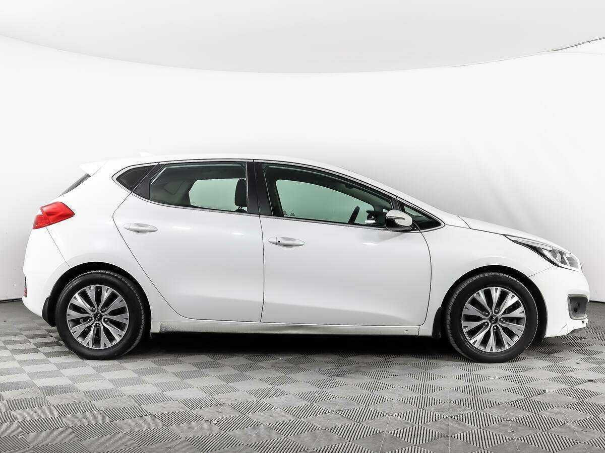Kia Ceed, 2018 - 92 300 км. | Фото №2