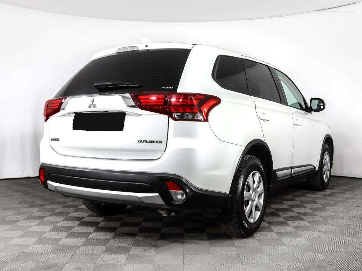 Mitsubishi Outlander, 2018 - 92 560 км. | Фото №5